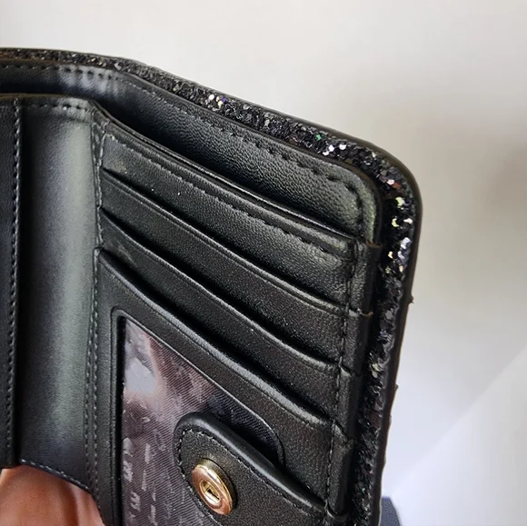 ✨️NWT✨️ Kate Spade Glitter Seton Drive Tellie Black Compact Bifold Wallet, 2018 - Picture 8 of 9